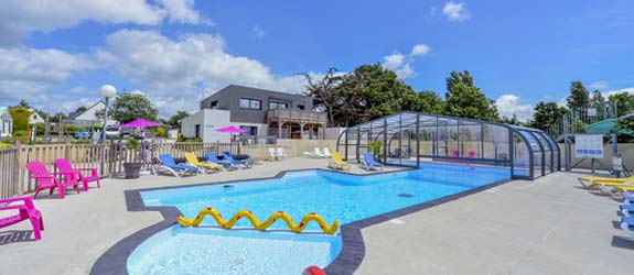 Piscine enfants camping Bretagne