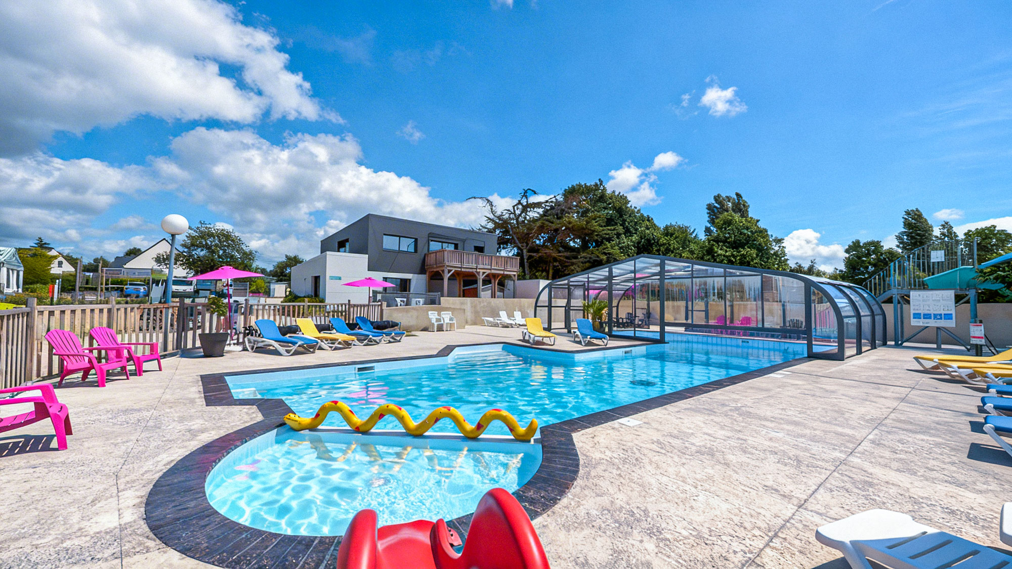 Camping avec piscine chauffé à vannes