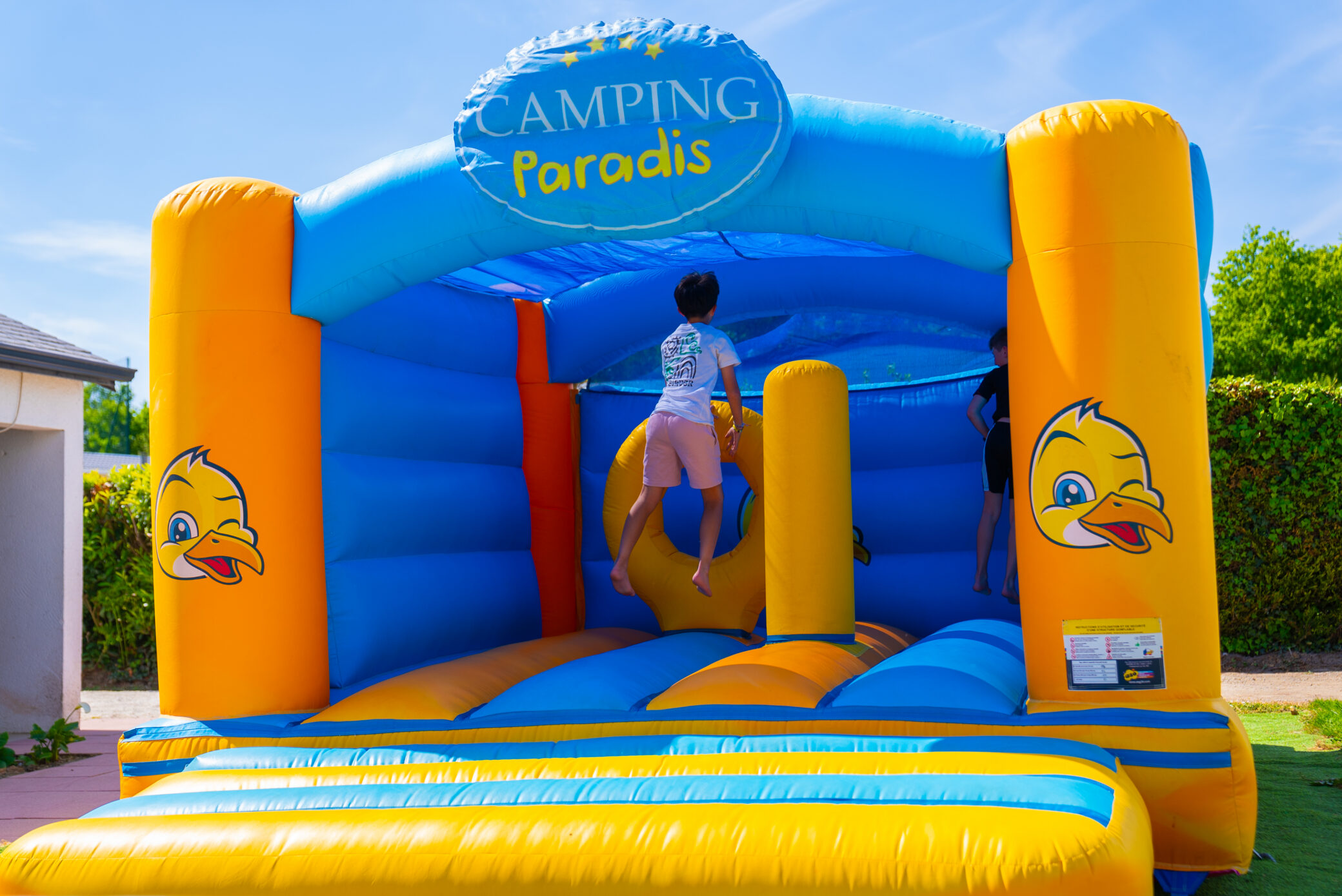 animations jeux gonflables au camping du rhuys